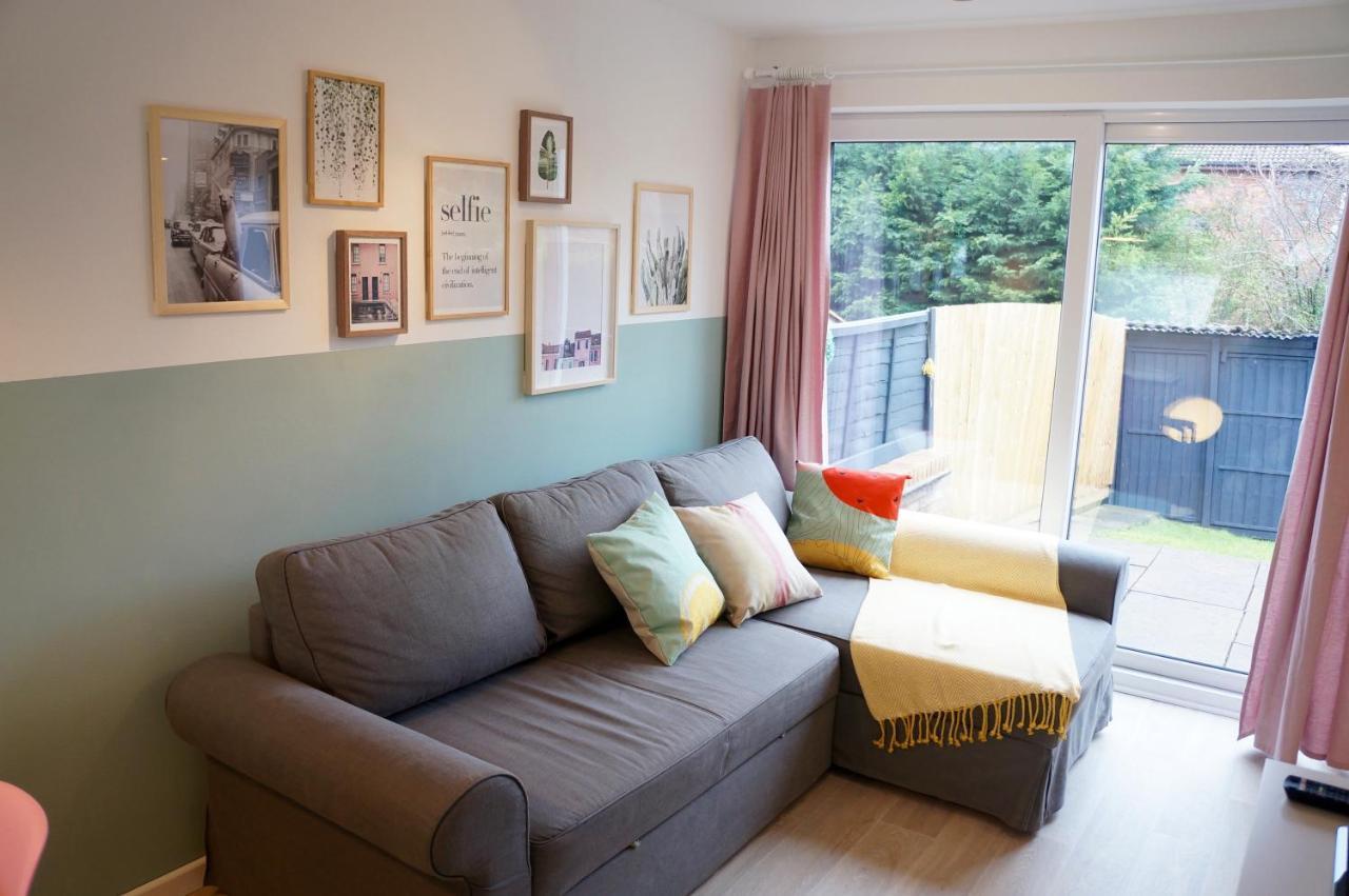 The Oldbrook Garden Flat Apartment Милтън Кейнс Екстериор снимка