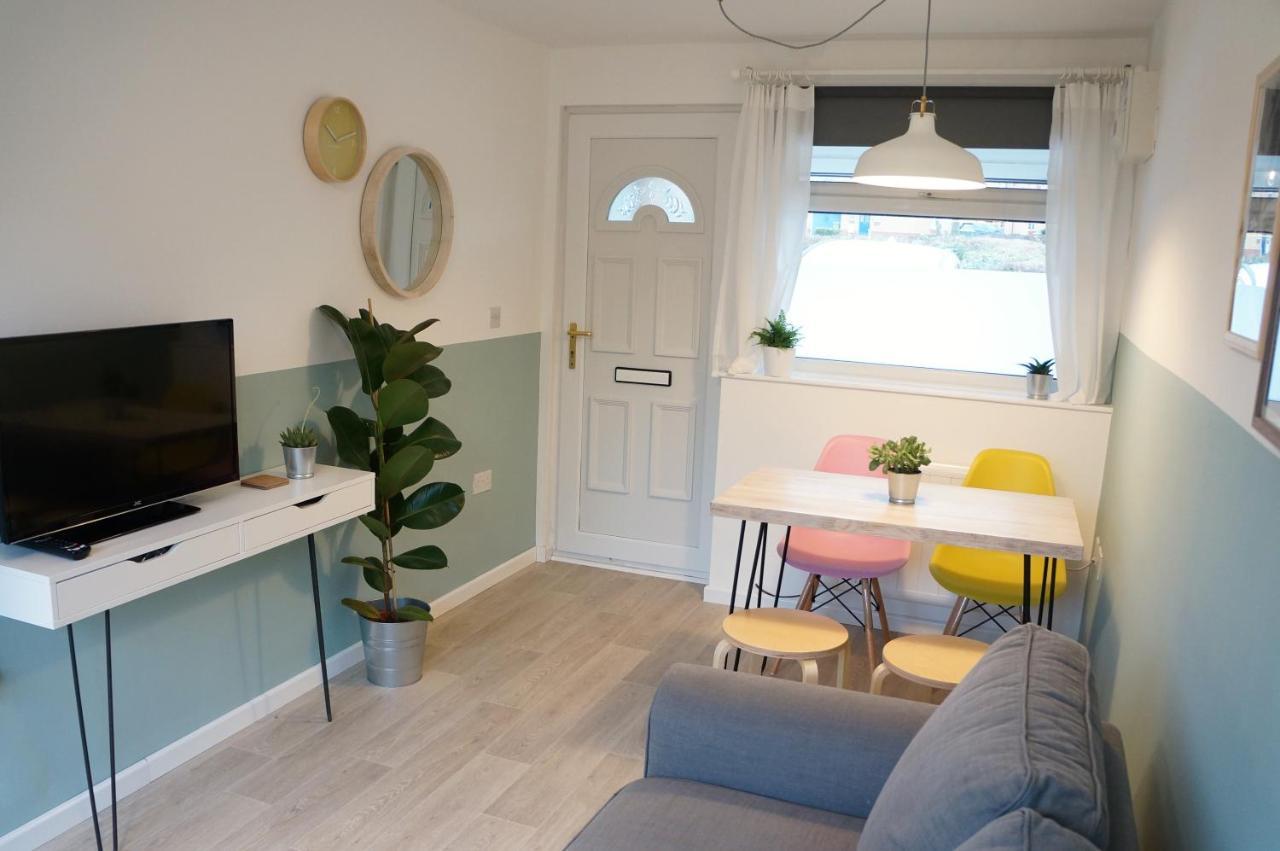 The Oldbrook Garden Flat Apartment Милтън Кейнс Екстериор снимка